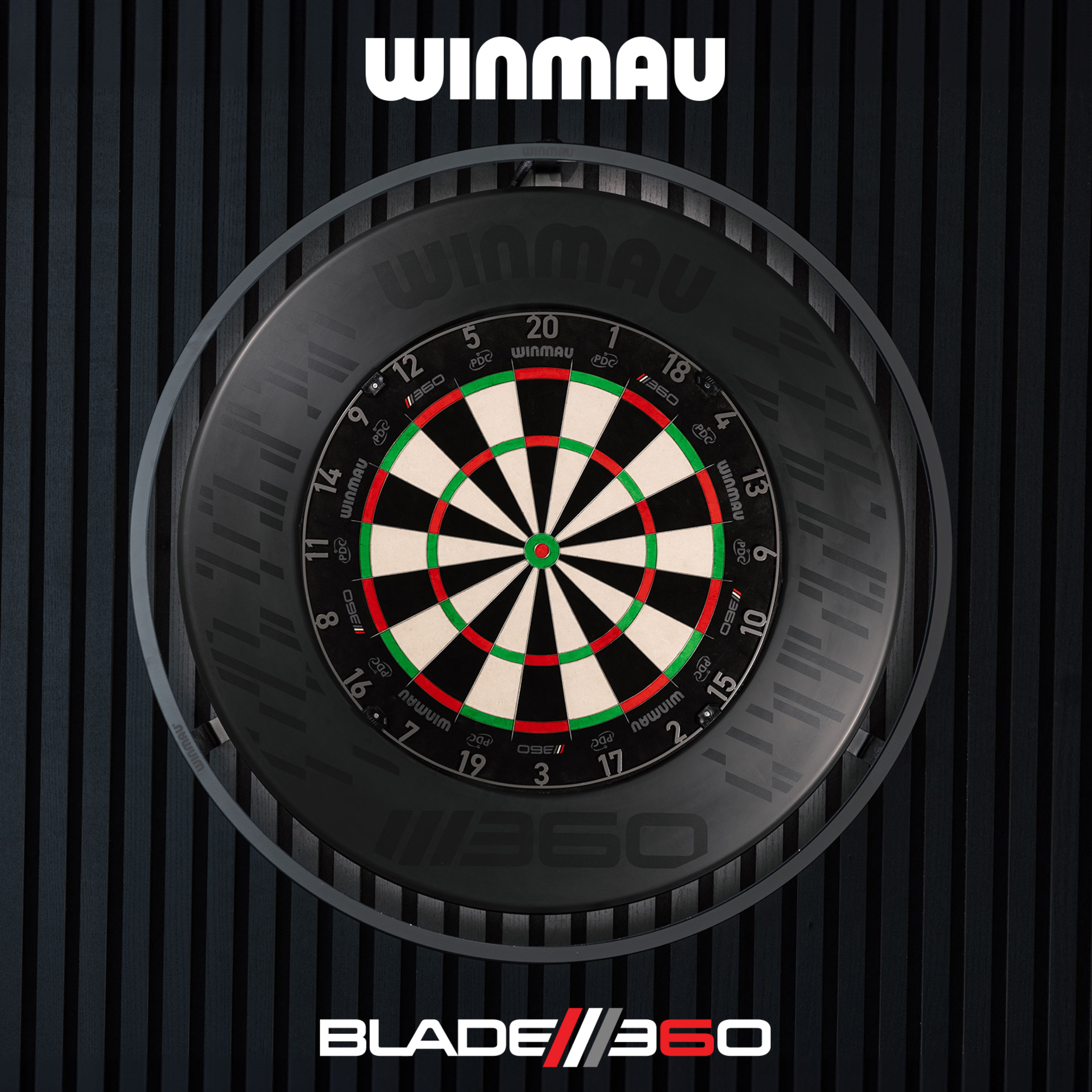 Marco para diana Winmau Blade 360 - Negro Das Bild zeigt das Winmau Blade 360 Dartboard Surround in Schwarz. Dieses Produkt dient als Schutz für die Wand rund um das Dartboard.