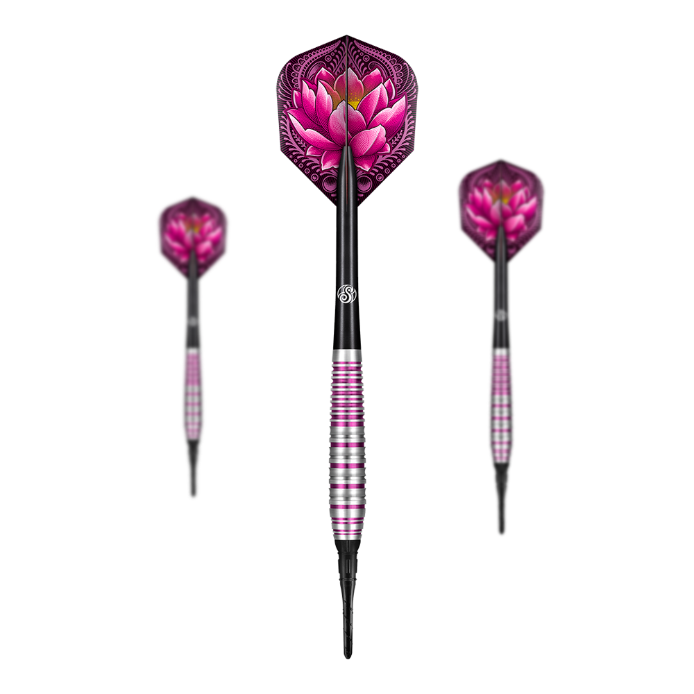 Dardos blandos Shot ZEN Juji Das Bild zeigt drei Softdarts des Produkts "Shot ZEN Juji Softdarts". Die Darts haben ein auffälliges Design mit pinken und silbernen Akzenten sowie einem dekorativen Lotusblüten-Muster auf den Flights.