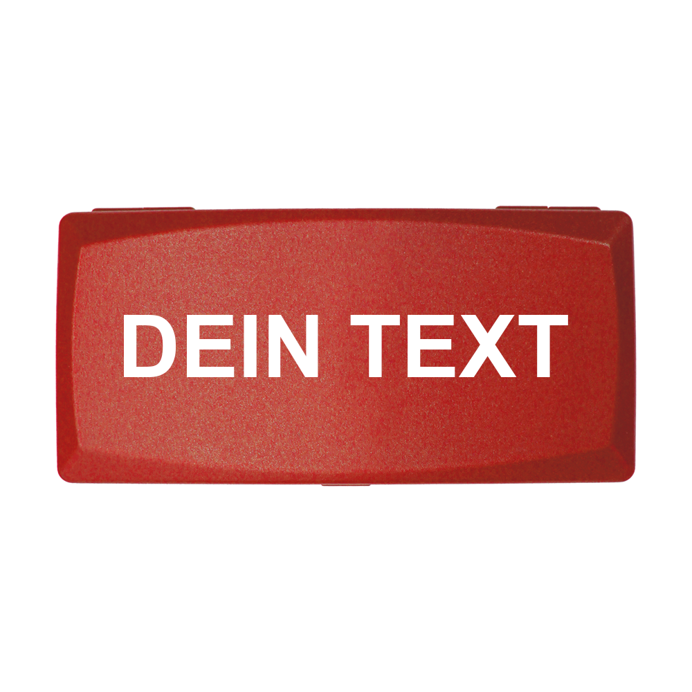 MD-ABS-Rot_W_Bedruckte_ABS_Box_Wunschtext_Rot_1 Das Bild zeigt eine rote rechteckige Box mit weißem Text darauf. Auf der Box steht in Großbuchstaben "DEIN TEXT".