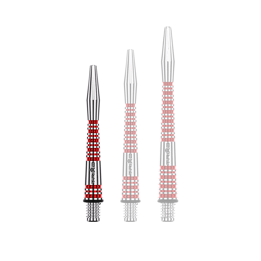 Winmau Triad RX Aluminium Shafts - Rot Das Bild zeigt drei verschieden lange, rot-silberne Aluminium-Dartschäfte. Sie haben ein geriffeltes Design und sind für den Gebrauch mit Dartpfeilen bestimmt.