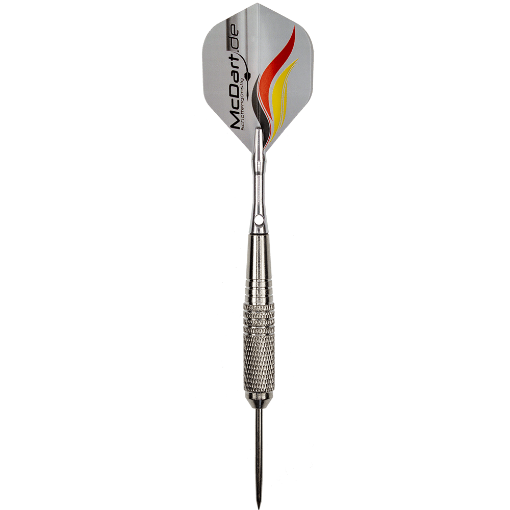 MCST7_McDart_Nickel_Silver_Steeldarts_1qygl1RYTiAtwH Auf dem Bild ist ein McDart Nickel Silver Steeldart zu sehen. Der Dartpfeil ist silberfarben mit einem schmalen, strukturierten Griff und einer Flugfeder mit Flammenmuster.