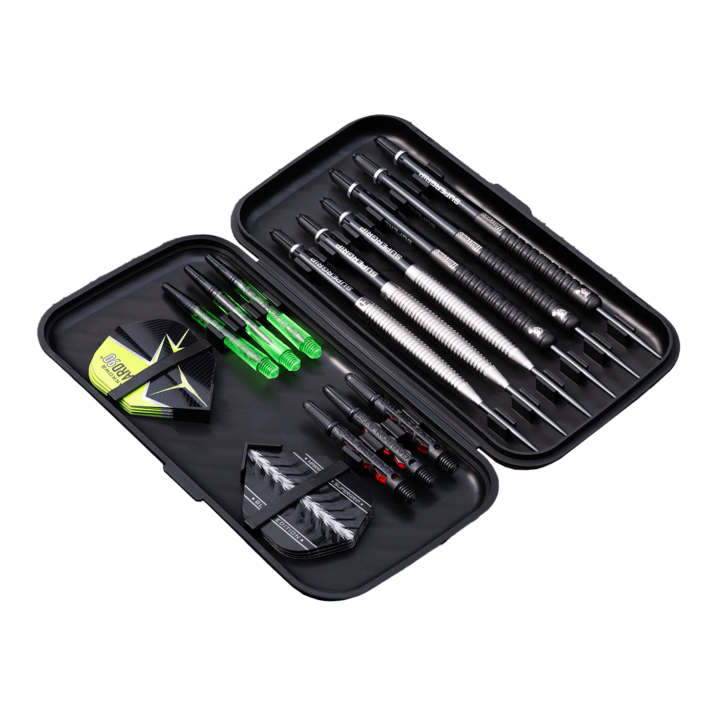 Estuche para dardos Harrows Slimcase Das Bild zeigt ein geöffnetes schwarzes Dart-Etui mit mehreren Darts, Flights und Shafts. Das Zubehör ist ordentlich in Fächern und Gummibändern sortiert.