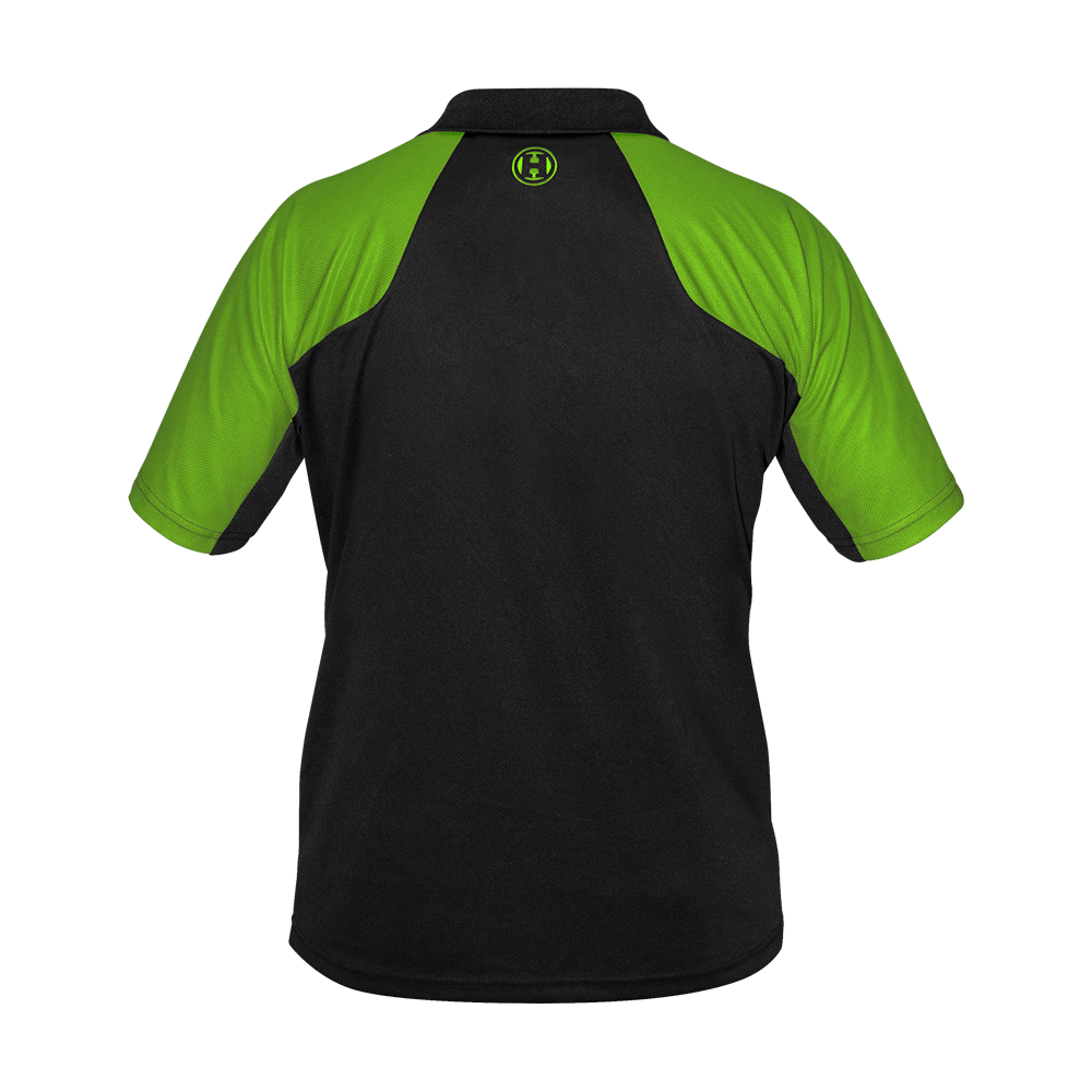 17492-Harrows-Vivid-Dartshirt-Black-Green-2 Das Bild zeigt das Harrows Vivid Dartshirt in Schwarz und Grün von hinten. Die Ärmel und der obere Rückenbereich sind grün, während der Rest des Shirts schwarz ist.