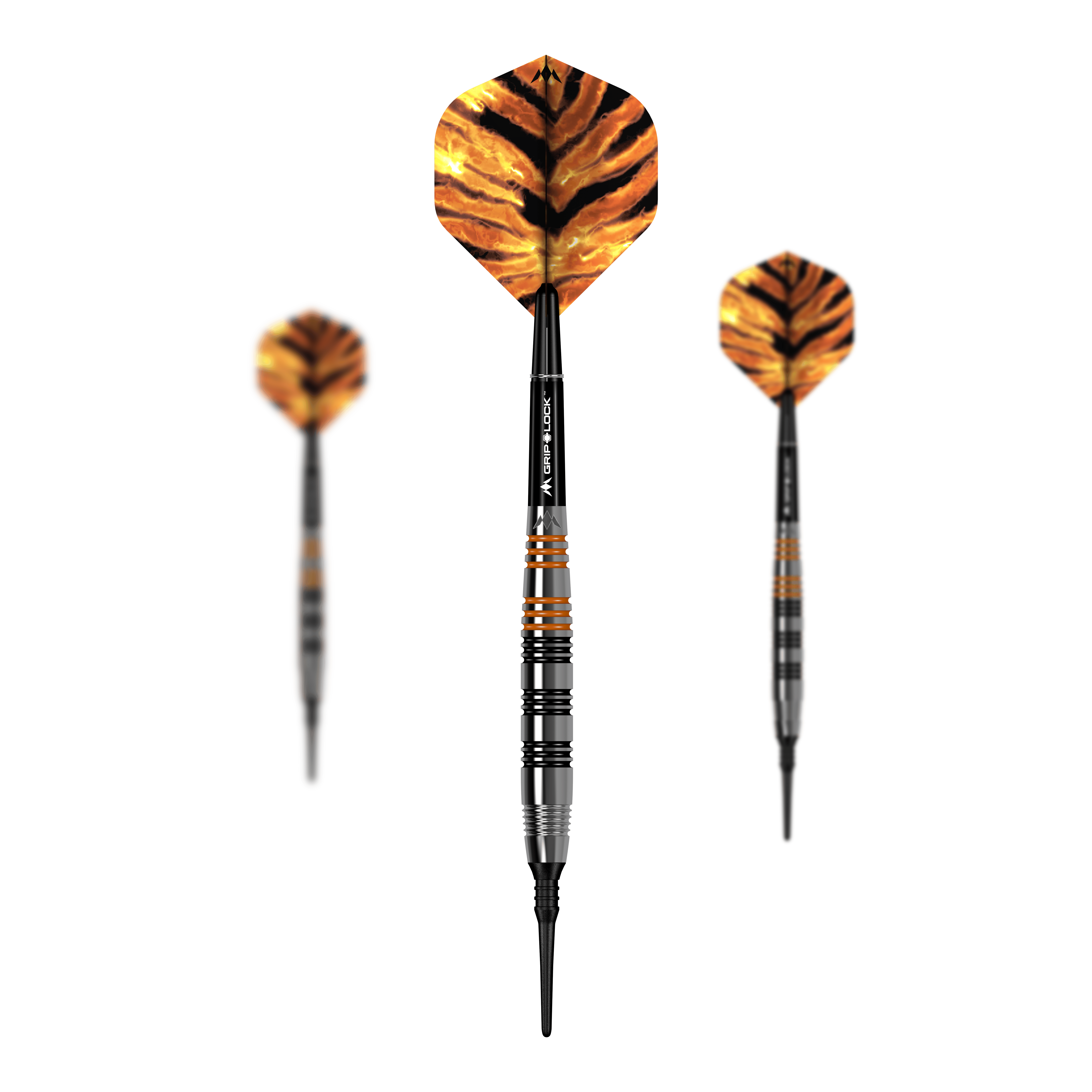 Dardos blandos de latón Mission Javan - 18 g Das Bild zeigt drei Softdarts des Modells "Mission Javan Brass Softdarts - 18g". Die Flights haben ein auffälliges Tigerstreifen-Design in Orange und Schwarz.