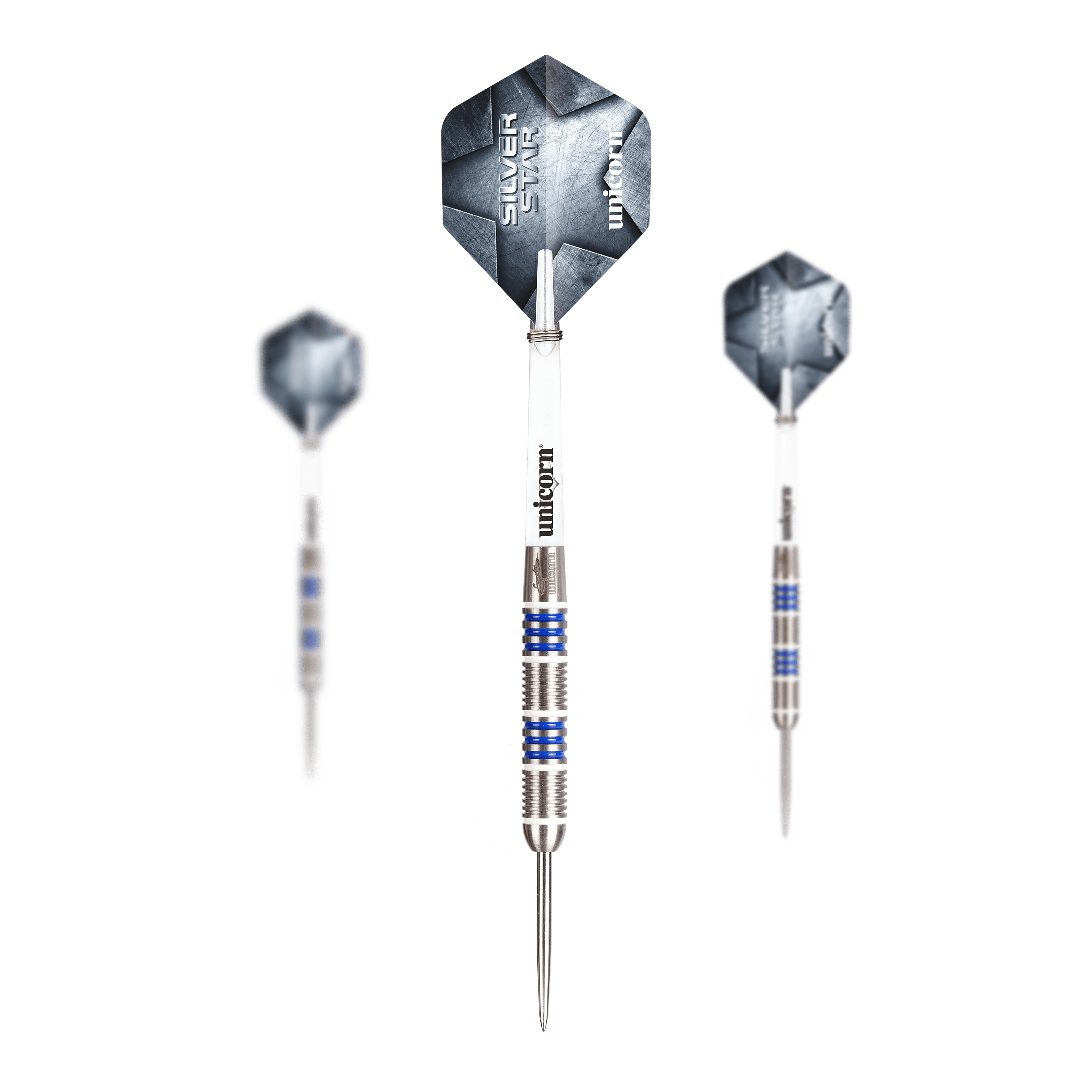 Abgebildet ist ein Set Unicorn Silver Star Var.4 Gary Anderson Steeldarts. Das Set besteht aus mehreren silbernen Darts mit Flights.
