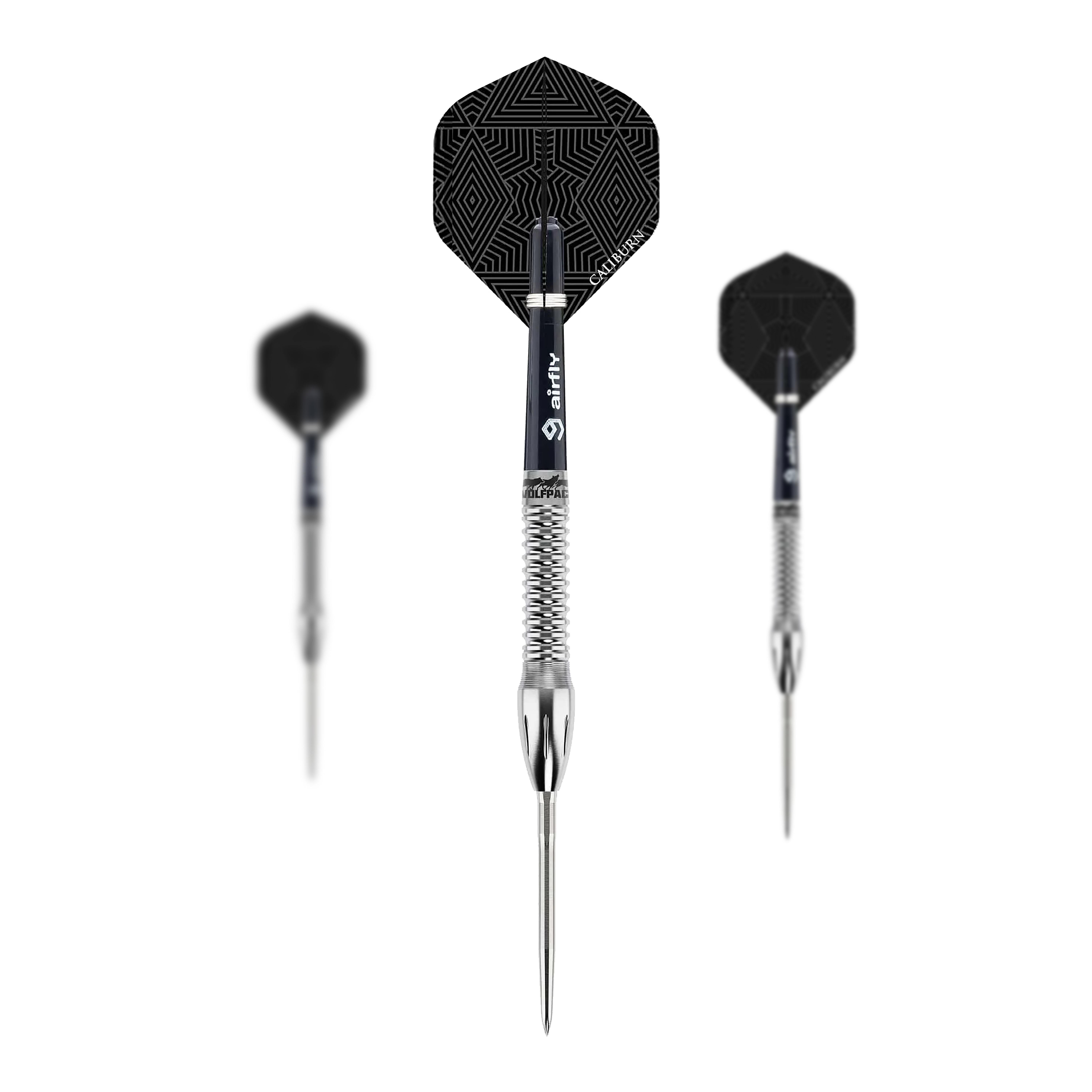 Dardos de acero Caliburn Wolfpack W4 - 20 g Das Bild zeigt drei Steeldarts des Produkts „Caliburn Wolfpack W4 Steeldarts - 20g“. Die Darts haben silberne Spitzen und Schäfte sowie schwarze Flights mit geometrischem Muster.