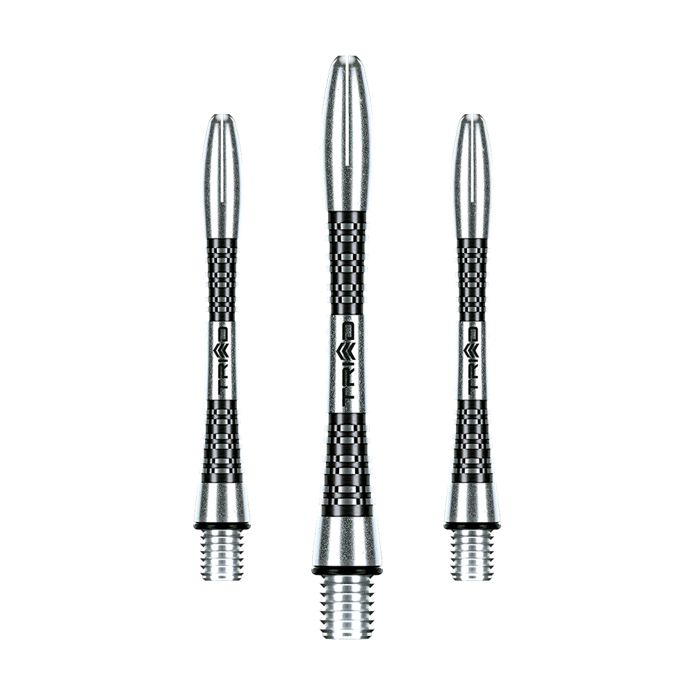 7013-401_Winmau_Triad_Aluminium_Shafts_Schwarz_41mm_1 Das Bild zeigt drei schwarze Winmau Triad Aluminium Shafts für Darts. Die Shafts haben ein elegantes, geriffeltes Design mit silbernen und schwarzen Akzenten.