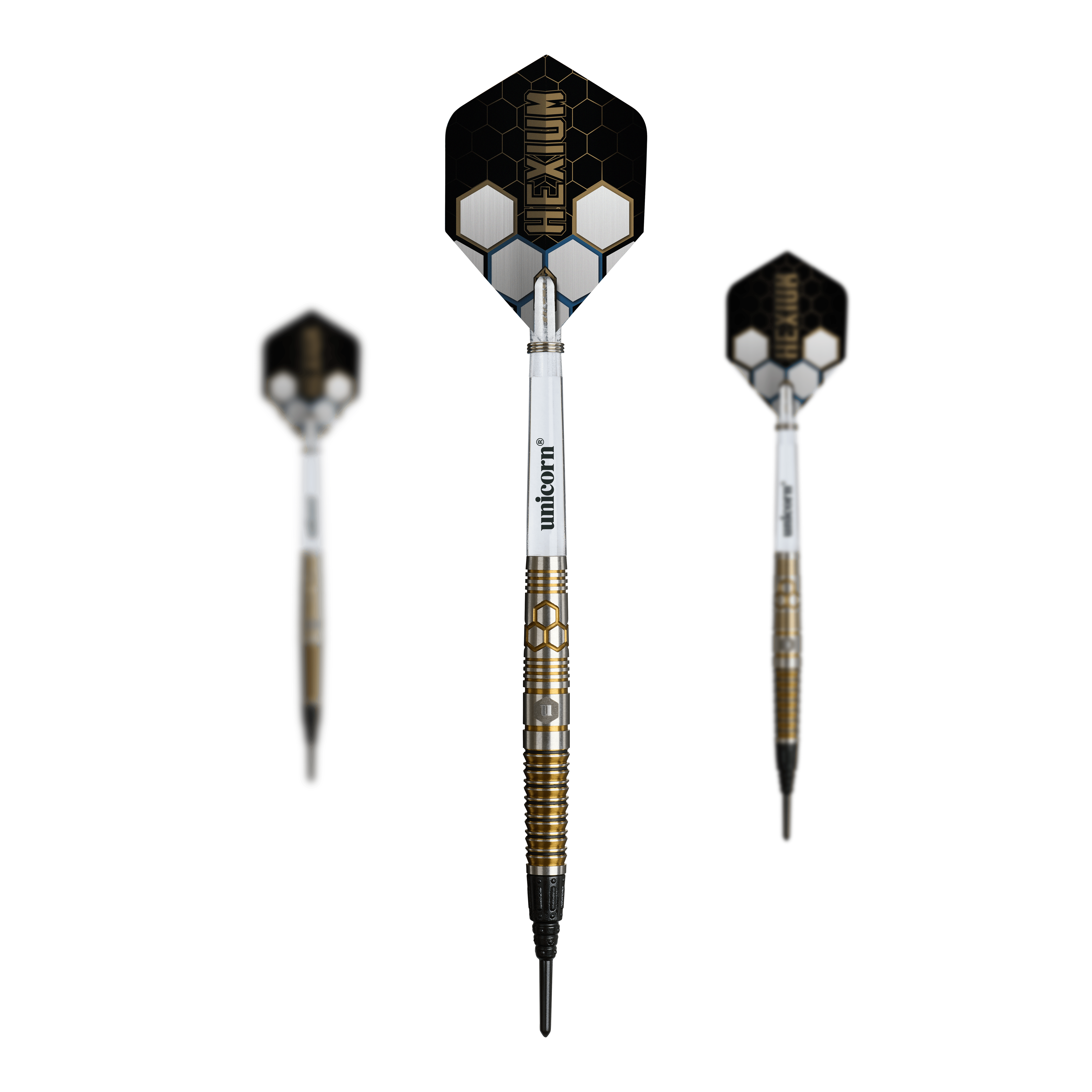 Dardos blandos Unicorn Hexium Style 03 dorados y negros - 23 g Hier ist ein Set der Unicorn Hexium Style 03 Gold & Black Softdarts zu sehen. Das Set wiegt 23g und besticht durch die Gold-Schwarz-Optik.
