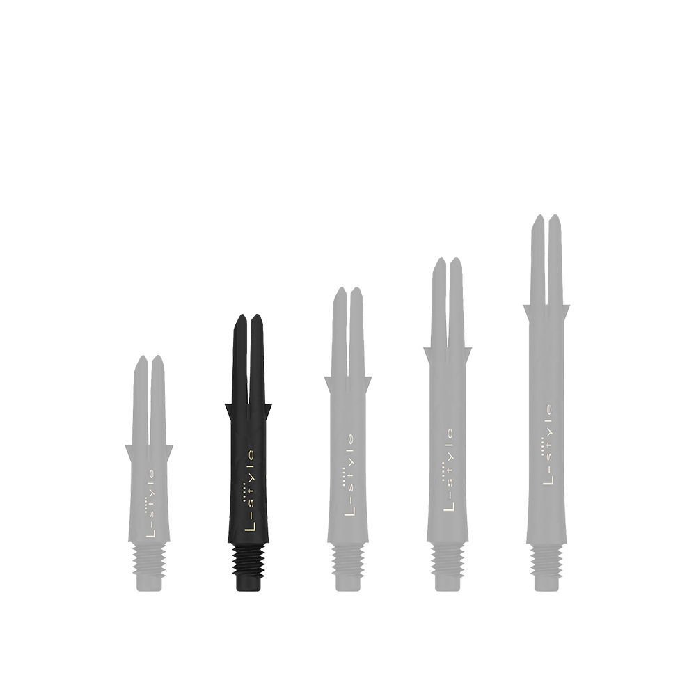 Ejes de carbono estilo L Auf dem Bild sind fünf schwarze L-Style Carbon Shafts für Darts in verschiedenen Längen zu sehen. Sie stehen nebeneinander, ohne Kappen, auf einem hellen Hintergrund.