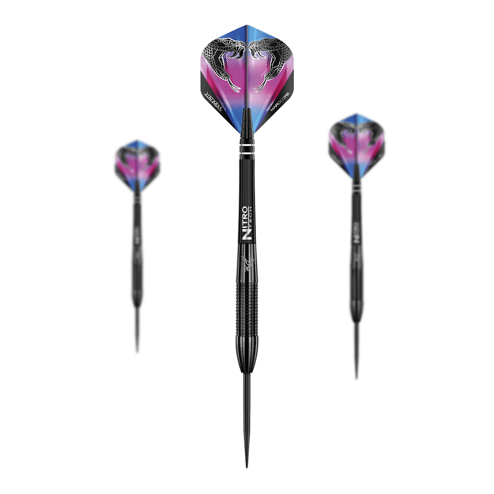 Dardos de acero negros Red Dragon Peter Wright Snakebite 3 Auf dem Bild sind drei schwarze Steeldarts der Marke "Red Dragon Peter Wright Snakebite 3" zu sehen. Die Flights zeigen ein buntes Design mit zwei Schlangenköpfen.