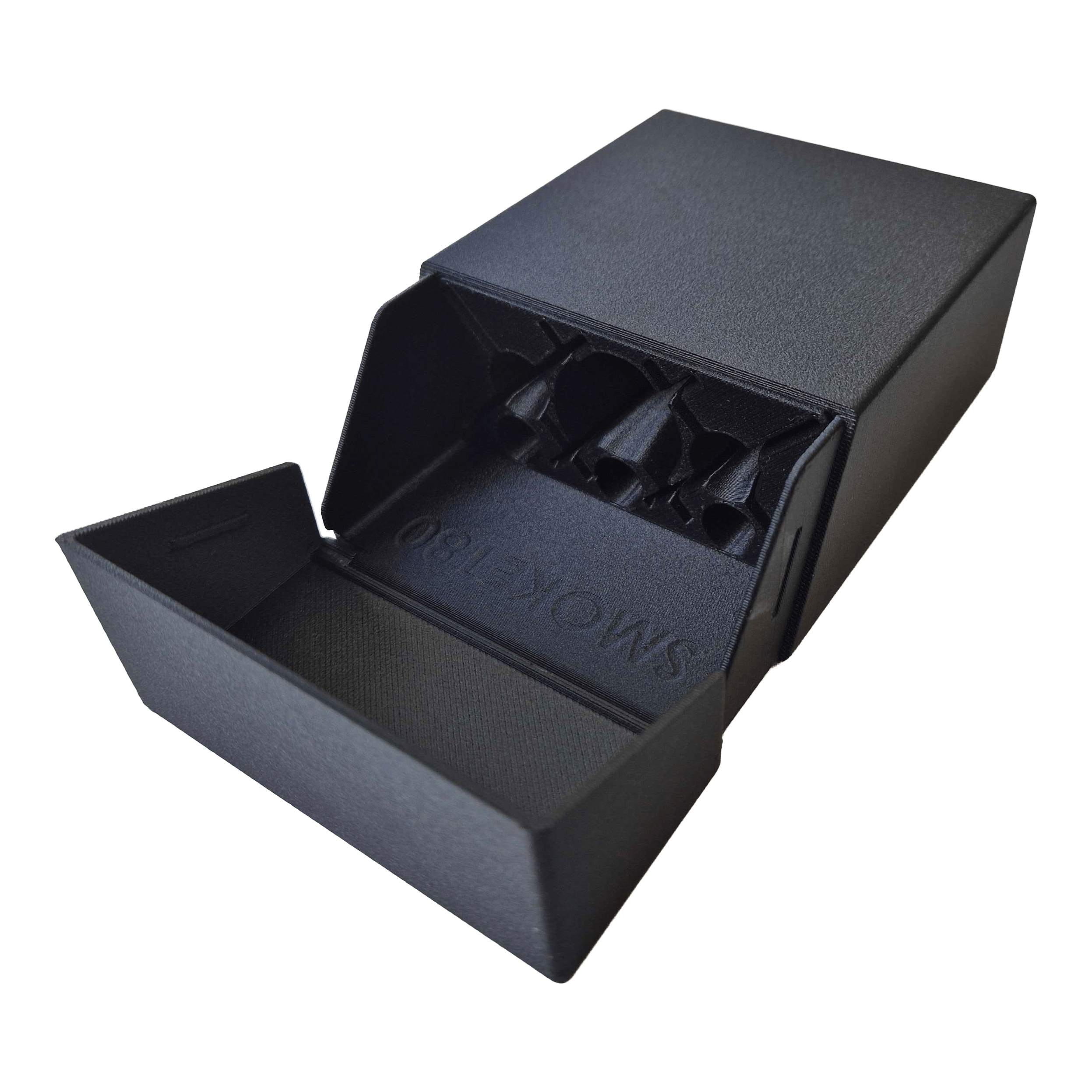 Estuche para dardos Smoke 180 con diseño personalizado - Negro Nahaufnahme des Smoke 180 Dartcase mit individuellem Design in Schwarz. Die Verschluss-Mechanik ist erkennbar.