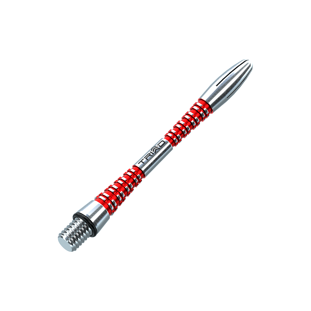 7013-202_Winmau_Triad_Aluminium_Shafts_Rot_46mm_2 Das Bild zeigt einen silbernen Dart-Schaft mit roten Ringen. Auf dem Schaft steht das Wort "TRIAD".