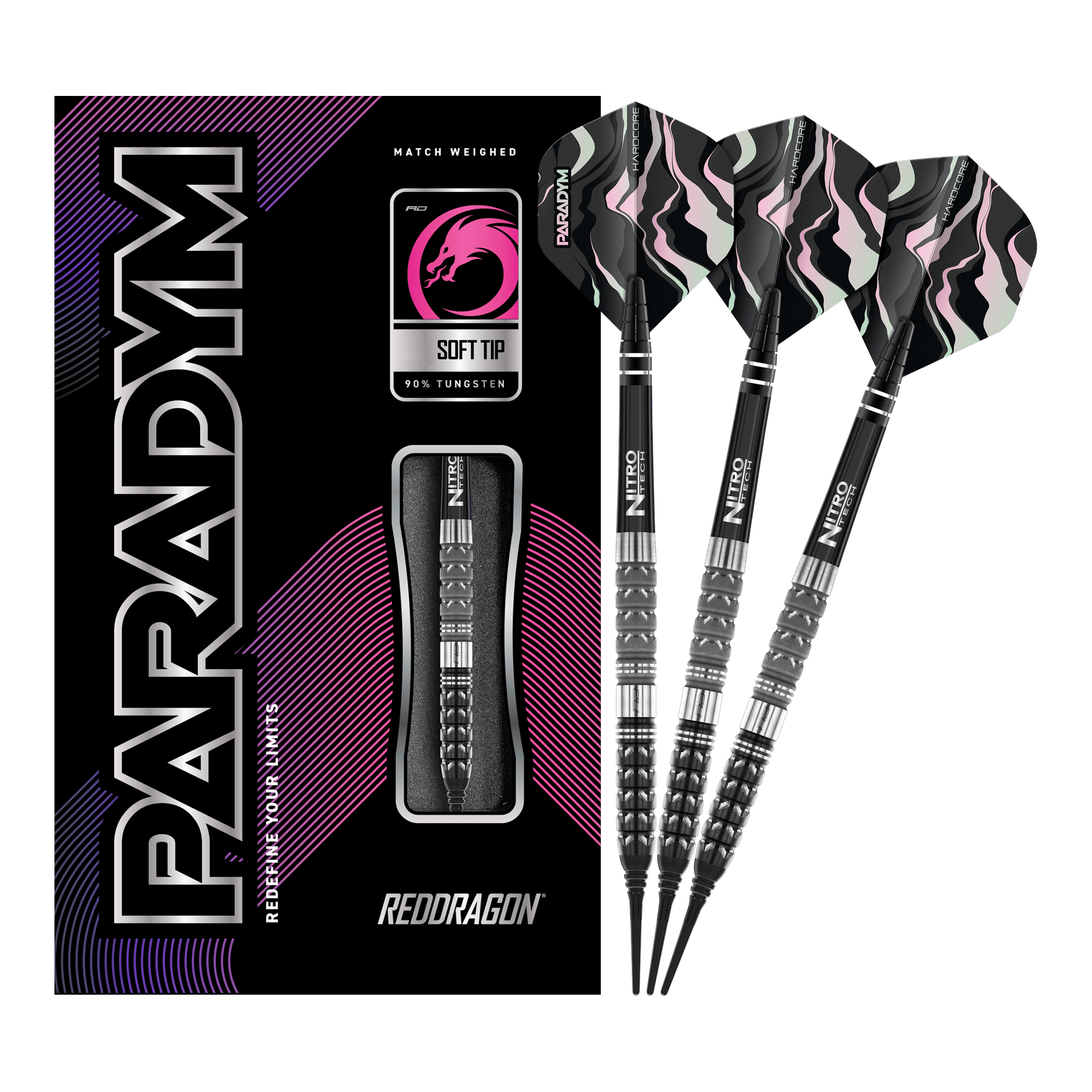 Dardos blandos cónicos Red Dragon Paradym - 20 g Das Bild zeigt die Red Dragon Paradym Tapered Softdarts mit einem Gewicht von 20g. Rechts sind drei stilvolle Softdarts zu sehen, links befindet sich die dazugehörige Verpackung.