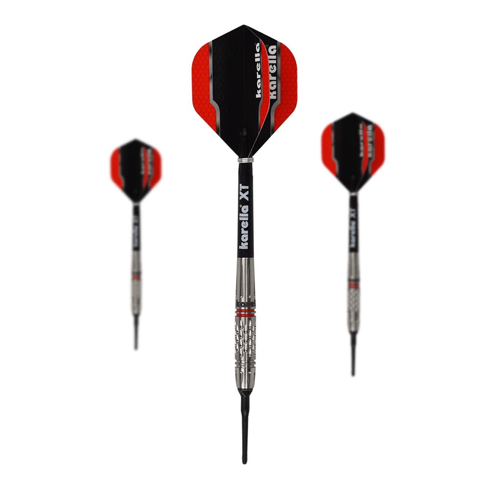 Dardos blandos Karella Commander Das Bild zeigt drei Softdarts der Marke Karella Commander. Die Darts haben schwarze und rote Flights sowie silberne Griffe mit einem schwarzen Schaft.