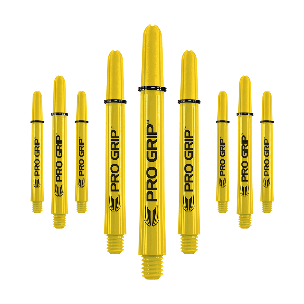 Varillas Target Pro Grip - 3 juegos - Amarillo Das Bild zeigt neun gelbe Dartschäfte mit der Aufschrift "PRO GRIP". Sie sind in drei Reihen angeordnet und haben schwarze Ringe zur Befestigung.