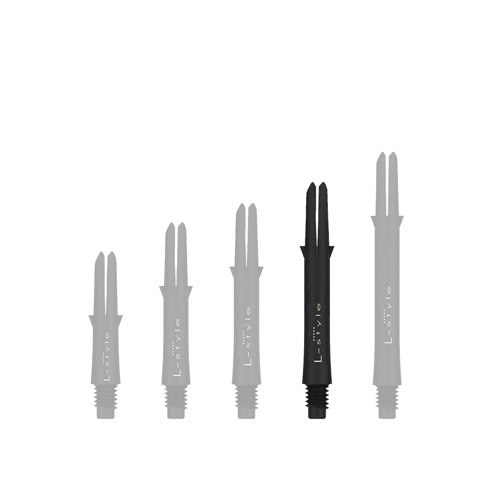 Ejes de carbono estilo L Auf dem Bild sind fünf schwarze Dartschäfte in unterschiedlicher Länge zu sehen. Sie sind senkrecht nebeneinander angeordnet und tragen die Aufschrift "L-style".