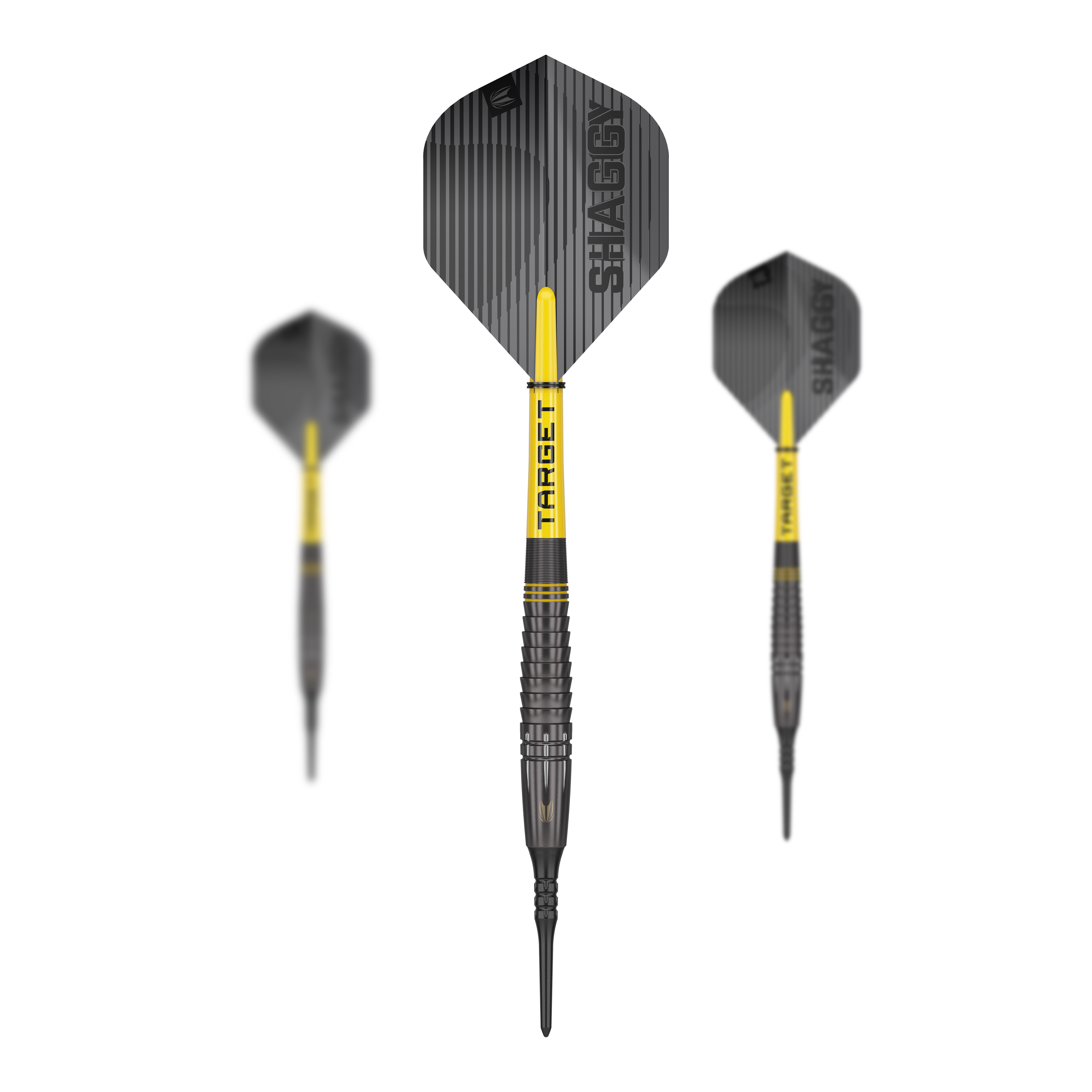 Dardos Target Scott Williams Shaggy negros suaves - 20 g Das Bild zeigt drei "Target Scott Williams Shaggy Black Softdarts - 20g". Die Darts sind hauptsächlich schwarz mit gelben Akzenten und haben das Wort "TARGET" sowie "SHAGGY" auf den Flights.