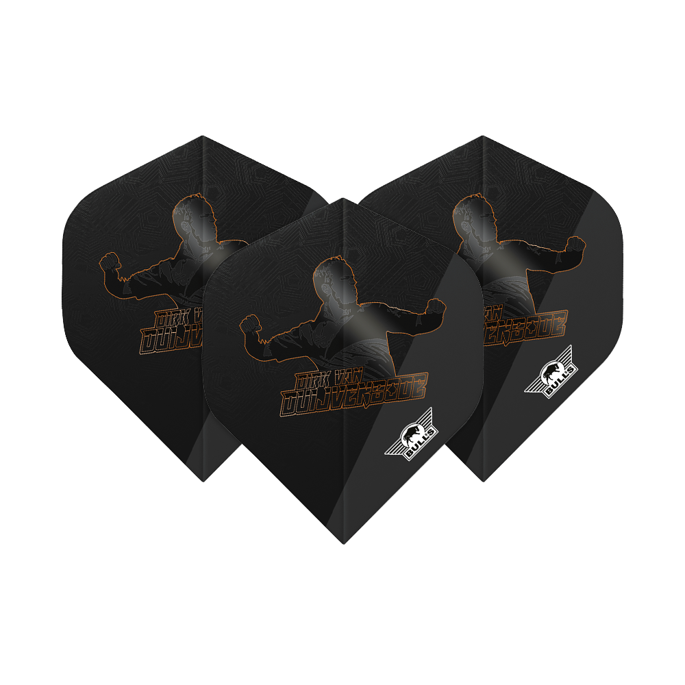 Bulls NL Player 100 Dirk Van Duijvenbode Edición 2 No2 Vuelos estándar Das Bild zeigt drei schwarze Dart Flights mit dem Aufdruck "Dirk Van Duijvenbode" und einer Silhouette. In der Ecke ist das weiße Bulls NL-Logo zu sehen.