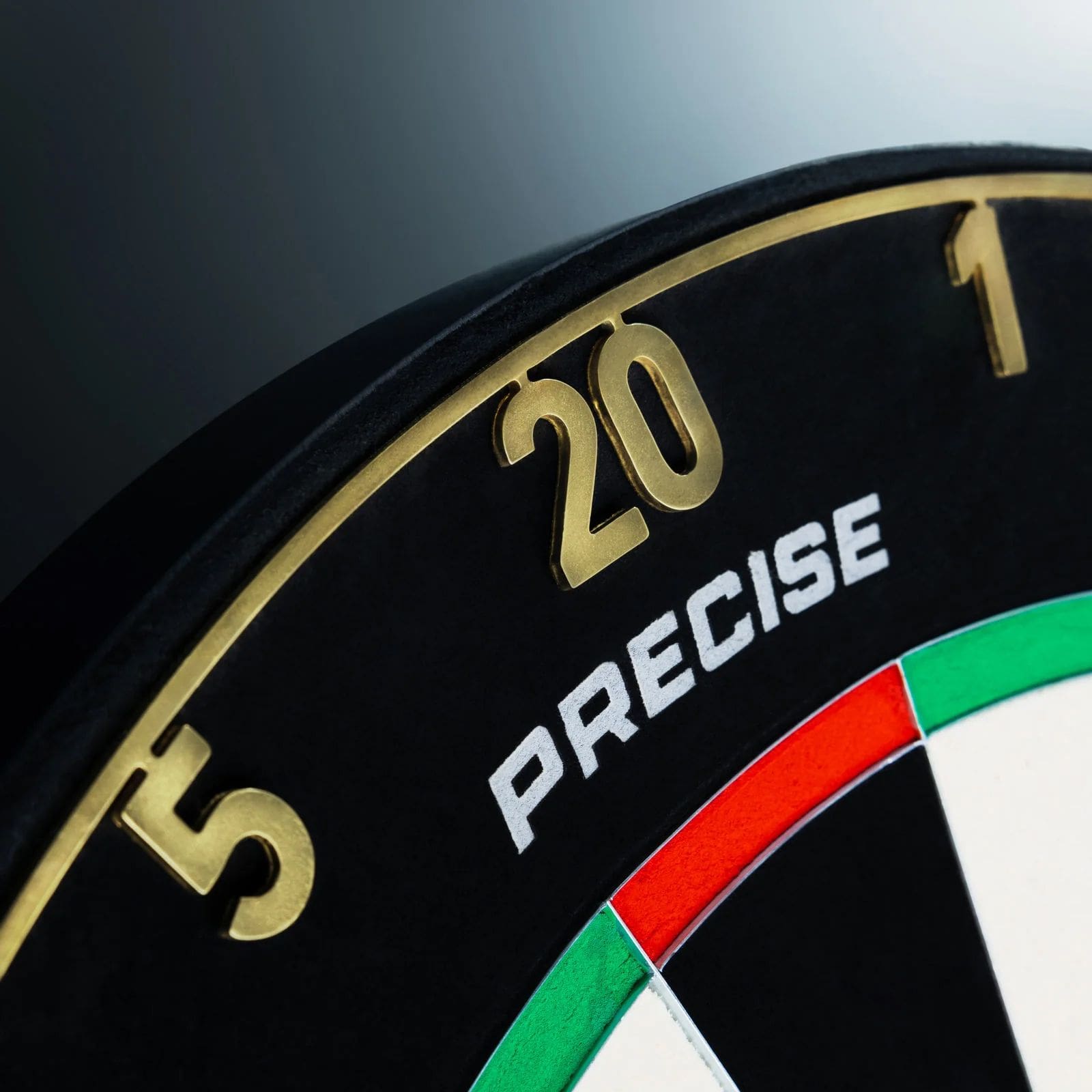 Diana de dardos Precise 180 Endorphine de acero con anilla numerada - Dorada Das Precise 180 Endorphine Steeldartboard mit Nummernring in Gold ist abgebildet. Die Dartscheibe verfügt über einen goldenen Zahlenring.