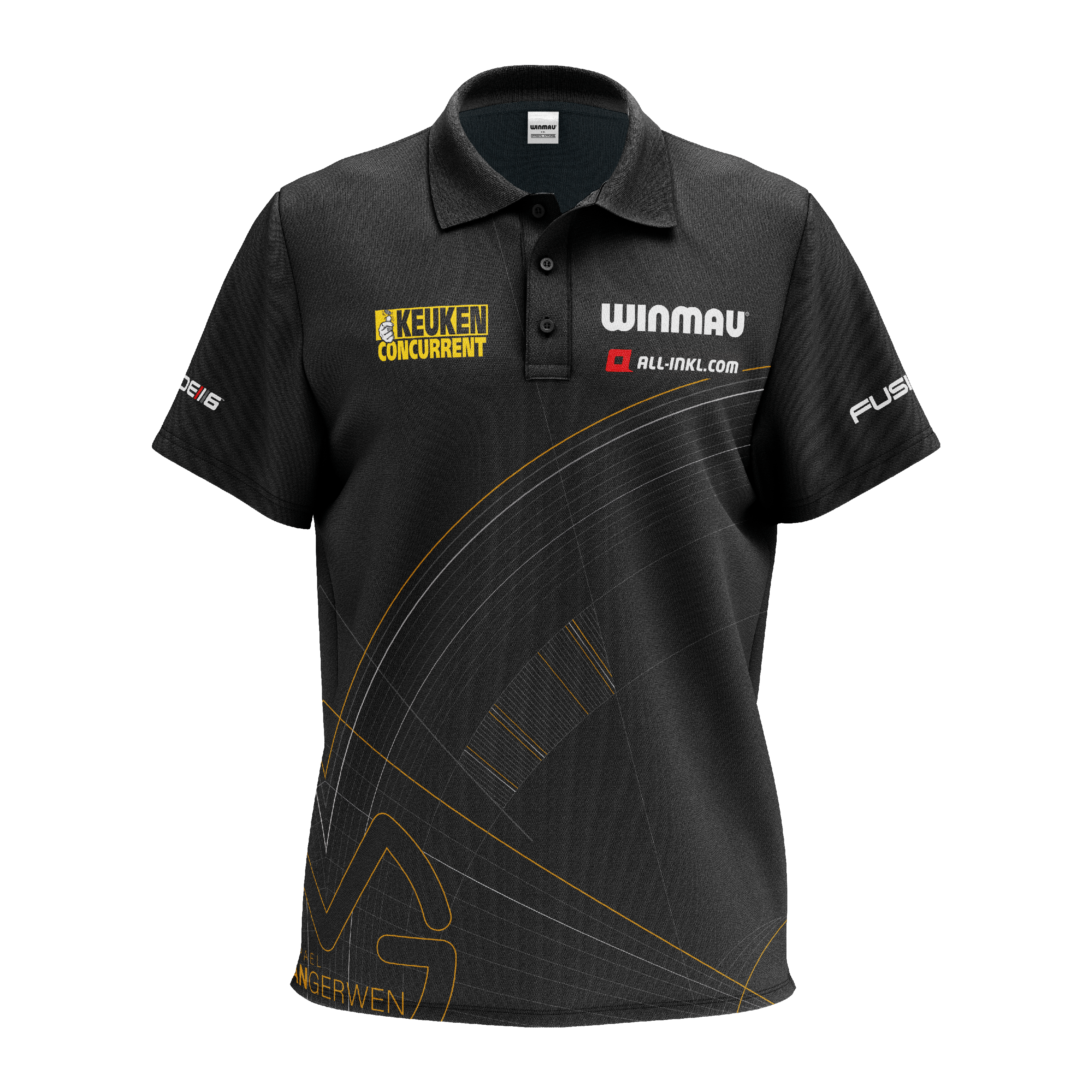 Polo Winmau Edición Limitada Tour Polo Dart Das Bild zeigt ein schwarzes Polo-Dartshirt mit verschiedenen Logos und Sponsorenaufdrucken. Das Shirt ist das "Winmau Limited Edition Tour Polo Dartshirt".