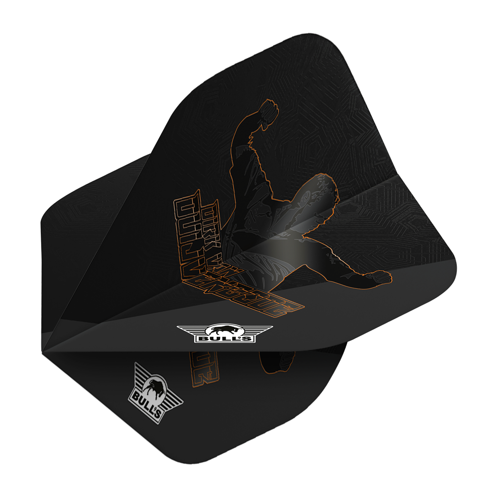 Bulls NL Player 100 Dirk Van Duijvenbode Edición 2 No2 Vuelos estándar Das Bild zeigt ein schwarzes Dartflight mit einer orangenen Umrissgrafik eines jubelnden Spielers. Darauf steht der Name "Dirk Van Duijvenbode" und das Bulls-Logo ist sichtbar.