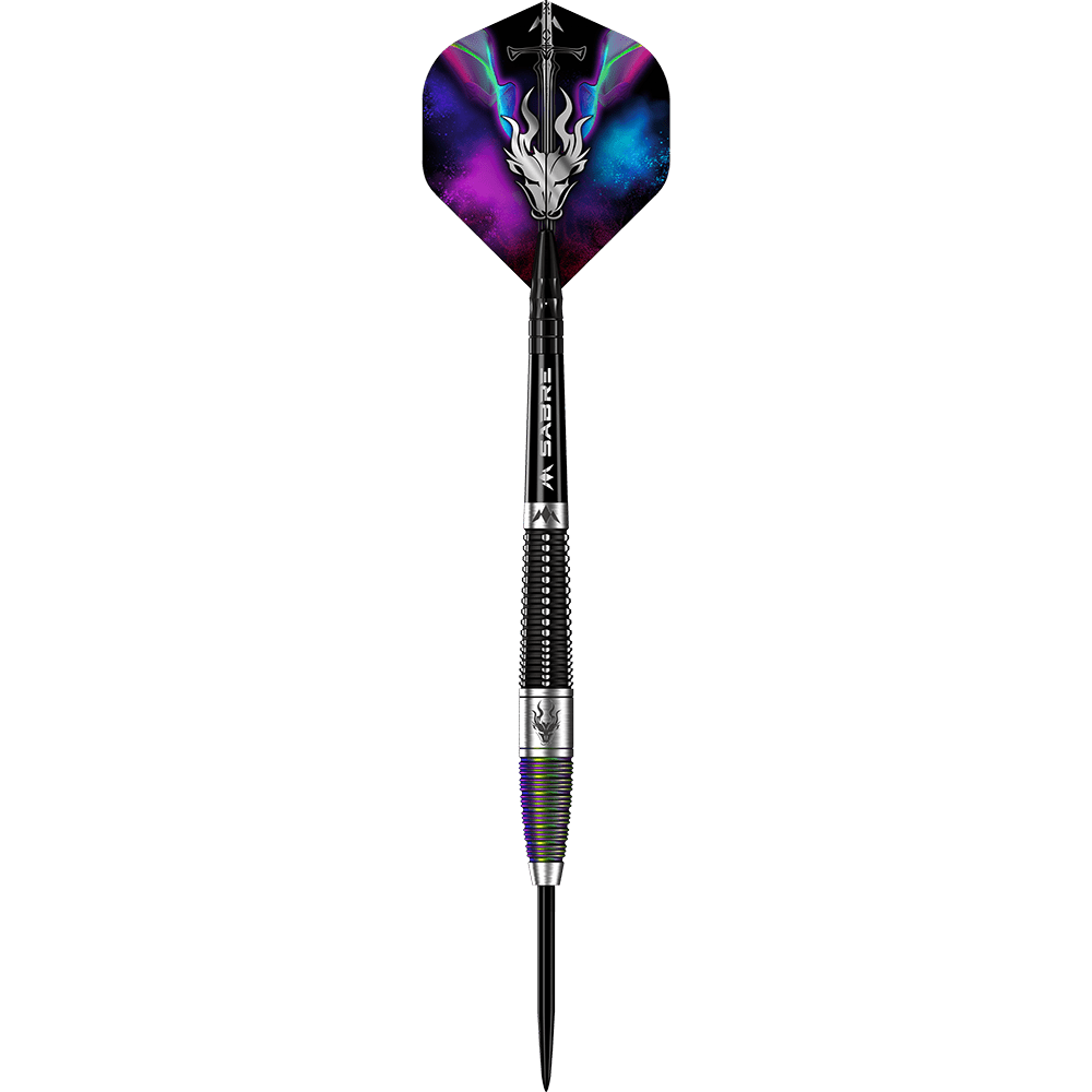 M001317_Mission_Occult_Steeldarts_1KK6q7Buc5bUKO Das Bild zeigt den Mission Occult Steeldart mit einem Gewicht von 23 Gramm. Der Dart hat ein auffälliges Flight-Design mit leuchtenden Farben und einem silbernen Muster.