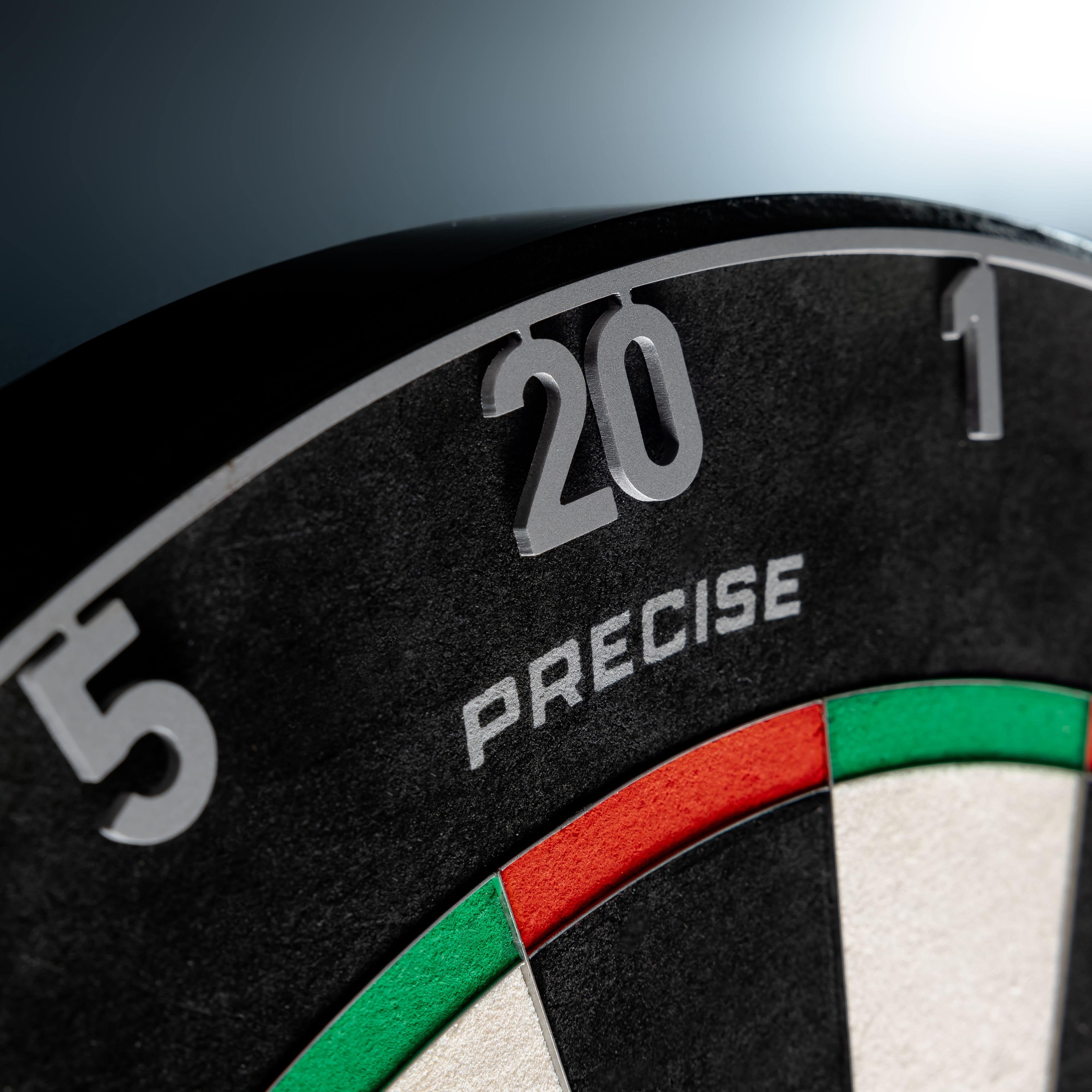 Diana de dardos de acero Endorphine de precisión 180 con anillo numerado - Gris plomo Abgebildet ist das Precise 180 Endorphine Steeldartboard mit Nummernring, Gunmetal-Ausführung. Das Steeldartboard ist optimal für anspruchsvolle Dartsportler.