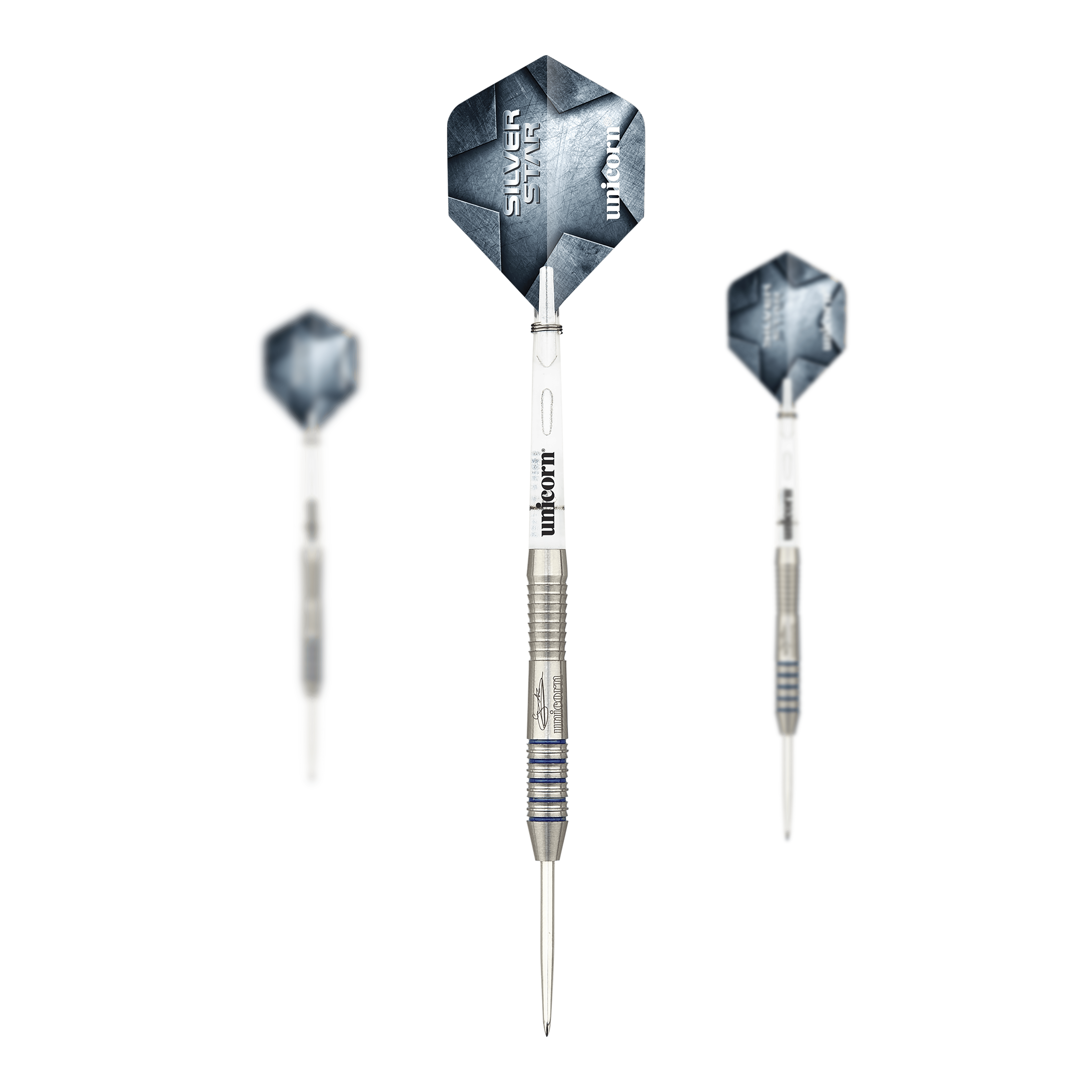 Zu sehen ist ein Set der Unicorn Silver Star Var.3 Gary Anderson Steeldarts. Die Darts liegen komplett nebeneinander und sind gut sichtbar.