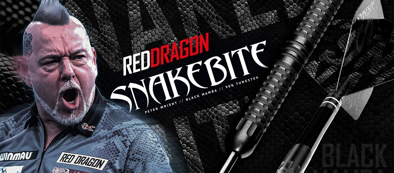 Das Bild zeigt ein Produkt mit dem Dateinamen 2025-12_LP_RedDragon_SnakebiteBlackMamba. Wahrscheinlich handelt es sich um einen Dartartikel mit Schlangenmuster.