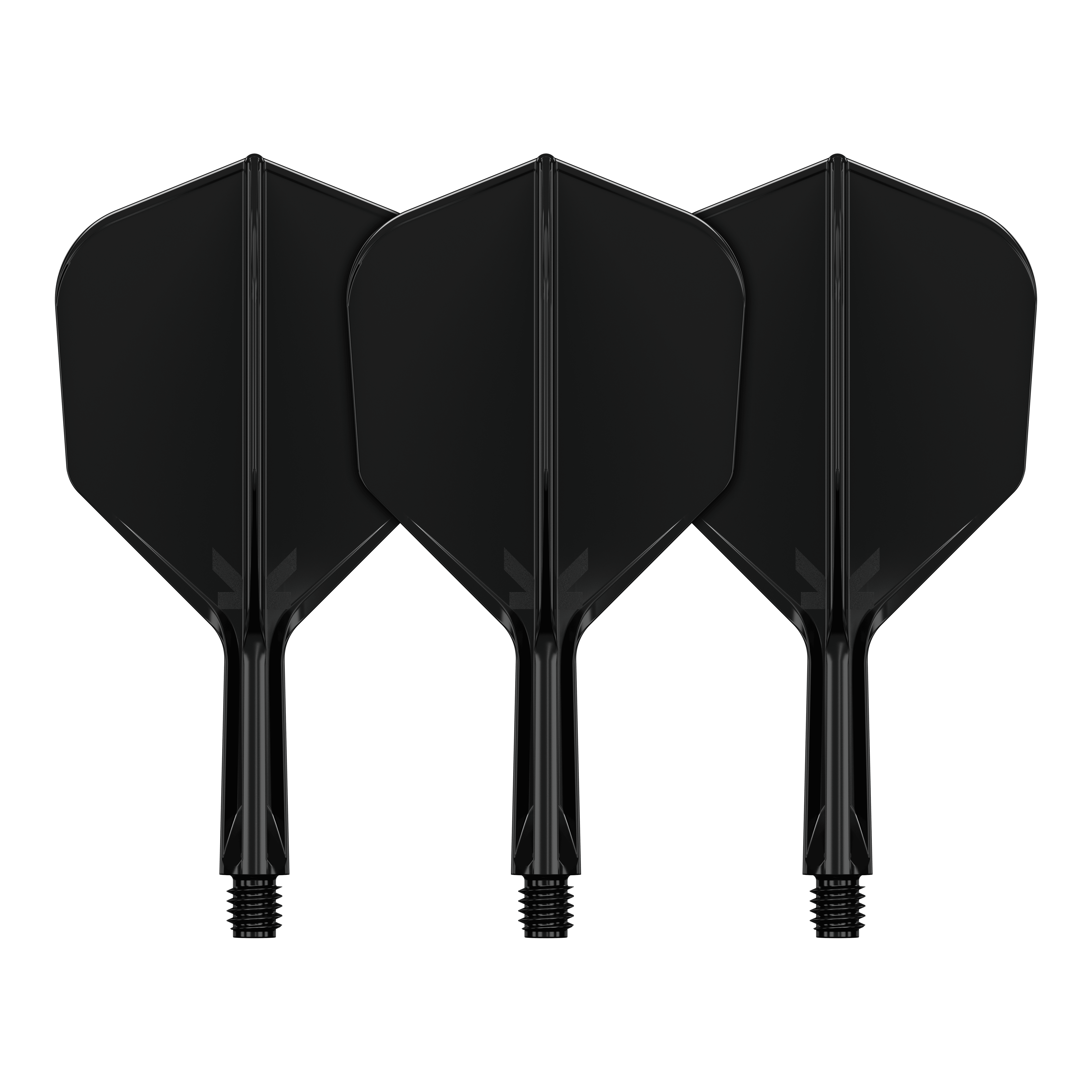 Sistema de vuelo Target K-Flex No6 - Negro Das Bild zeigt drei schwarze Dart-Flights mit Schaft. Sie sind nebeneinander auf einem schwarzen Hintergrund angeordnet.