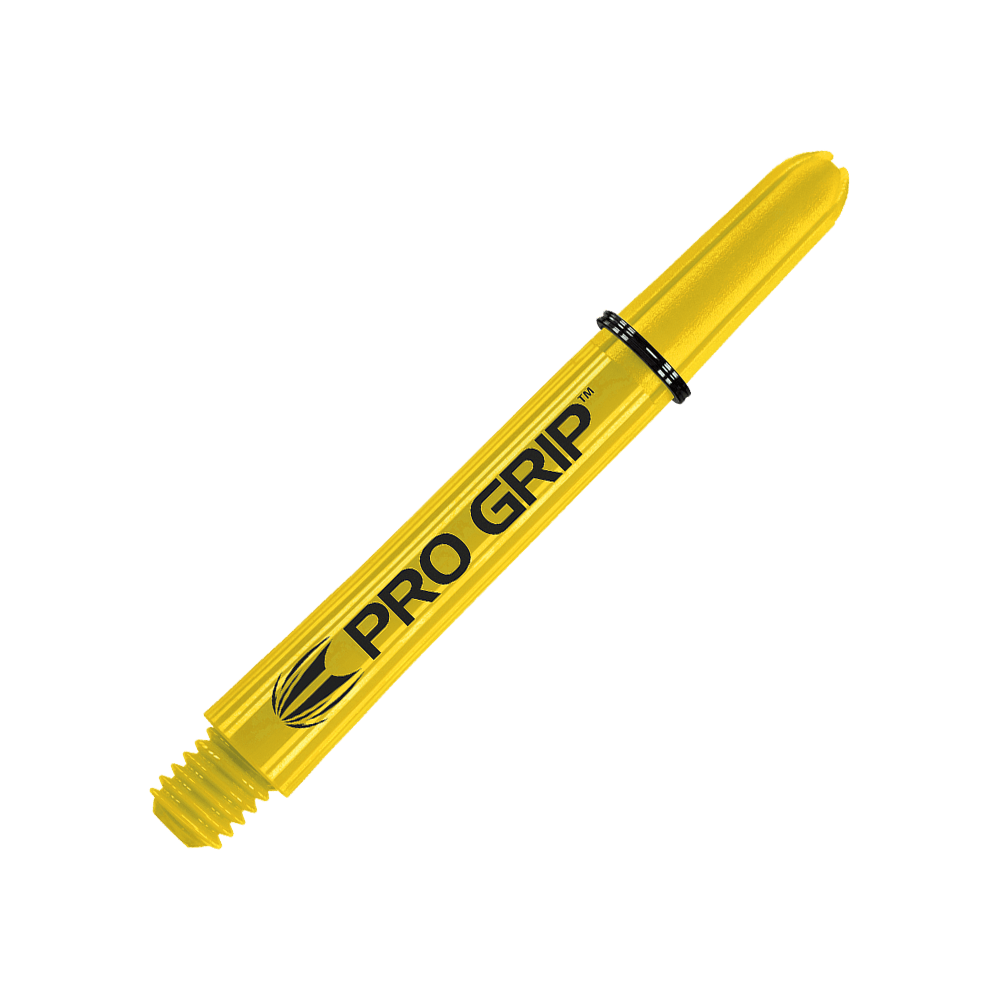 Varillas Target Pro Grip - 3 juegos - Amarillo Das Bild zeigt einen gelben Dart-Schaft mit der Aufschrift "PRO GRIP". Der Schaft liegt schräg vor einem gelben, gestreiften Hintergrund.