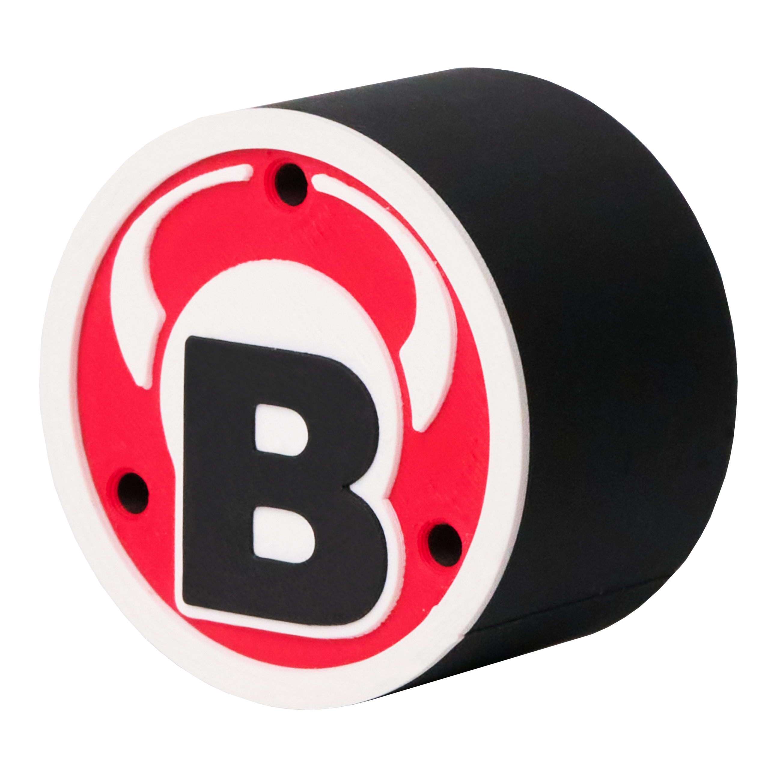 Soporte redondo para dardos Bulls con logo Das Bild zeigt ein rundes schwarzes Produkt mit einem roten und weißen Logo auf der Vorderseite. In der Mitte des Logos befindet sich ein großes schwarzes "B" mit weißen Hörnern darüber.