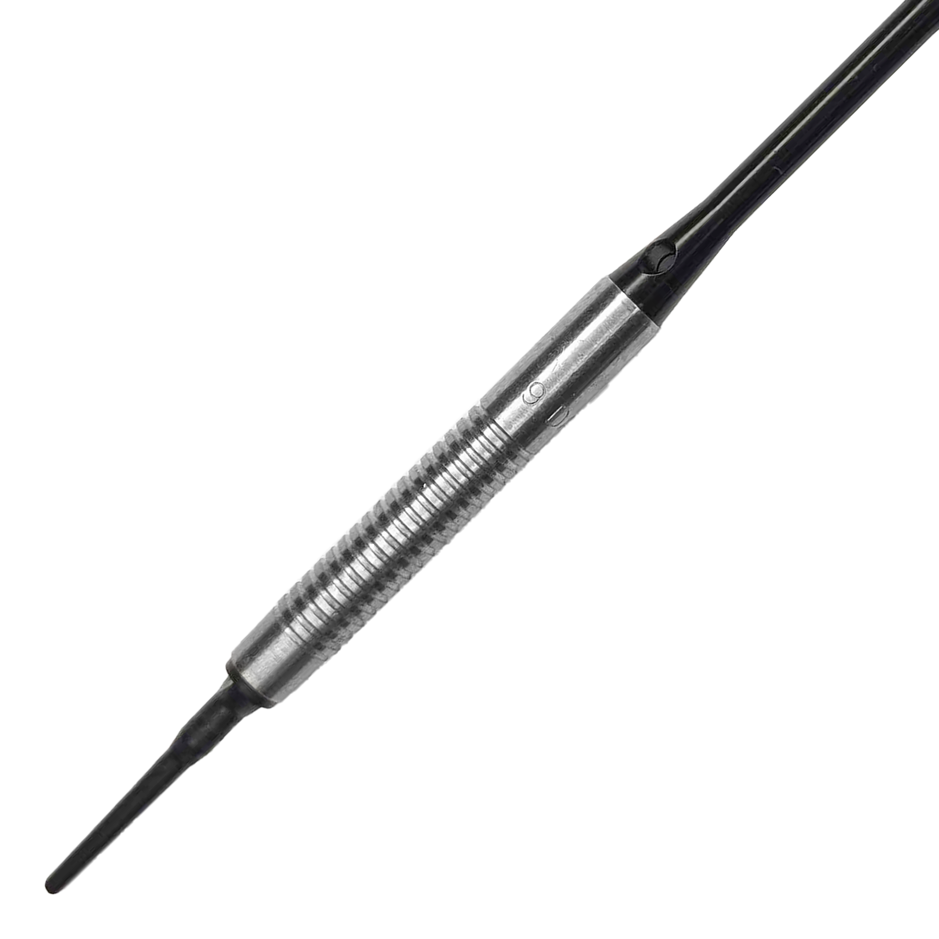 Dardos blandos McDart 85 Tungsten V21 - 18,5 g Das Bild zeigt einen McDart 85er Tungsten V21 Softdart mit einem Gewicht von 18,5g. Der Dartpfeil hat eine silberne, gerillte Griffzone und eine schwarze Spitze.