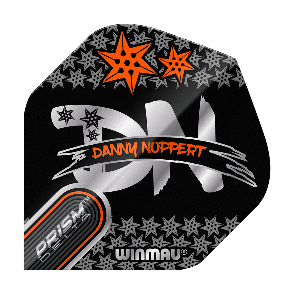 Vuelos estándar Winmau Prism Delta Danny Noppert Black Signature No2 Das Bild zeigt ein Dart-Flight mit dem Namen "Winmau Prism Delta Danny Noppert Black Signature No2 Standard Flights". Auf dem schwarzen Flight sind silberne und orangefarbene Sterne sowie der Name von Danny Noppert in orange geschrieben.