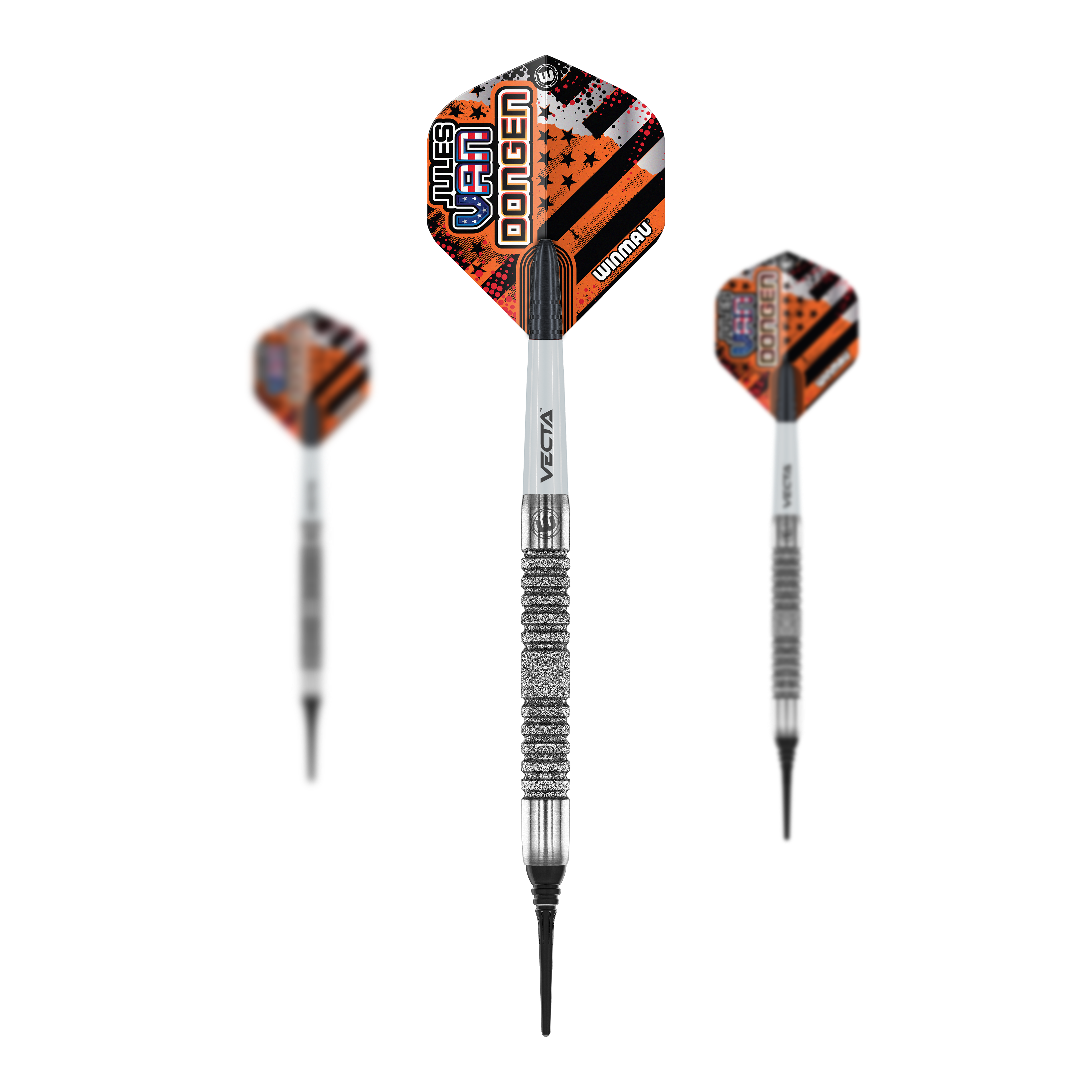 Dardos blandos Winmau Jules Van Dongen - 20g Das Bild zeigt drei Winmau Jules Van Dongen Softdarts mit einem Gewicht von 20g. Die Darts haben auffällige, orange-schwarze Flights und eine silberne, geriffelte Griffzone.