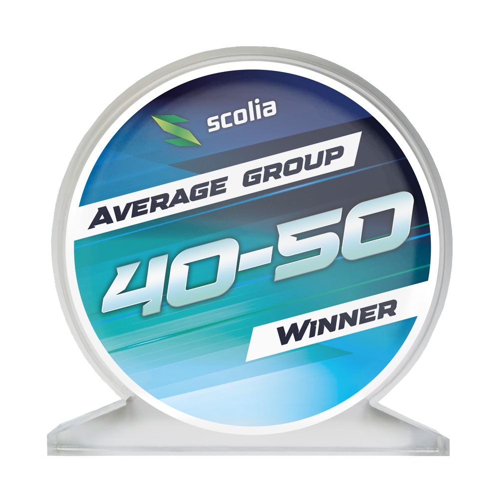 Trofeo de vidrio acrílico Scolia - Ganador Acrylglaspokal mit der Aufschrift 'Average 40-50' ist abgebildet. Der Pokal hat eine klare, rechteckige Form.