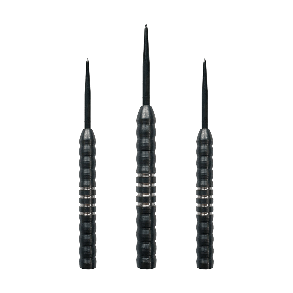 Barriles de dardos de acero McDart Midnight V1 Das Bild zeigt drei Steeldart-Barrels des Produkts „McDart Midnight V1 Steeldart Barrels“. Die Barrels sind schwarz mit silbernen Rillen und haben eine gerillte Oberfläche für besseren Halt.