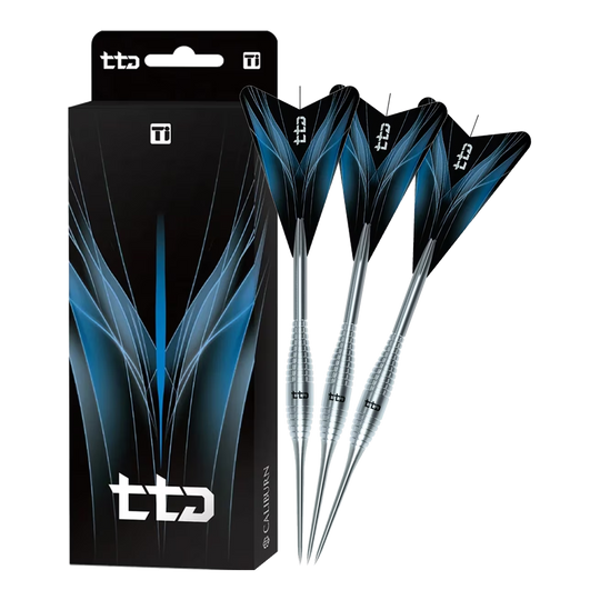 Das Bild zeigt die vollständigen Caliburn TTD Complete Titanium T2 Silver Steeldarts mit 6g Gewicht. Detailliertes Titan-Design sorgt für ein hochwertiges Aussehen.