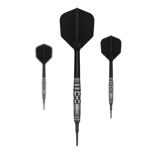 Dardos blandos Target Japan Black Marque Dancing Duck GEN 4 - 17 g Das Bild zeigt drei Softdarts des Modells "Target Japan Black Marque Dancing Duck GEN 4" mit einem Gewicht von 17g. Die Darts haben ein modernes, schwarzes Design mit silbernen Akzenten am Barrel.