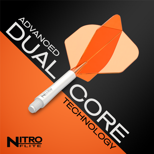 Red Dragon Nitroflite Eje blanco Vuelos naranjas No2 Gezeigt wird das Produkt Red Dragon Nitroflite White Shaft Orange Flights No2. Es handelt sich um einen weißen Dart-Schaft mit orangefarbenen Flights.