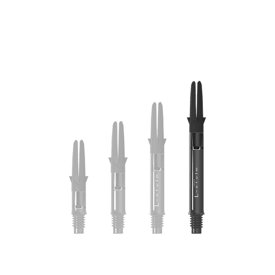 Auf dem Bild sind drei schwarze Dartschäfte aus Carbon in unterschiedlichen Längen zu sehen. Sie stehen aufrecht nebeneinander auf weißem Hintergrund.