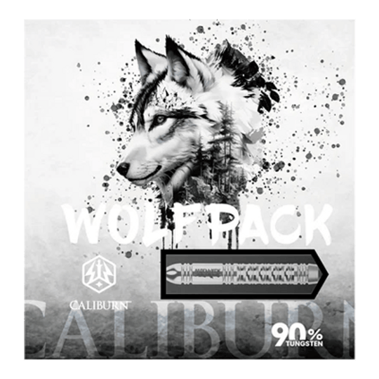 Dardos de acero Caliburn Wolfpack W1 - 23 g Das Bild zeigt die Verpackung der "Caliburn Wolfpack W1 Steeldarts - 23,5g". Auf der Vorderseite ist ein Wolfskopf zusammen mit einem abgebildeten Dartpfeil und dem Hinweis "90% Tungsten" zu sehen.