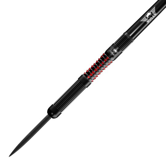 Dardos de acero Bulls NL Benjamin Pratnemer - 20 g Auf dem Bild ist der Bulls NL Benjamin Pratnemer Steeldart mit 20g Gewicht zu sehen. Der Dart hat ein schwarzes Design mit roten Akzenten und feinen Rillen für besseren Halt.