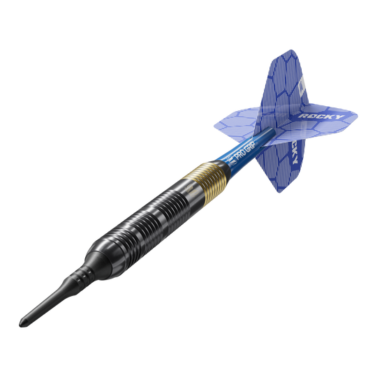 Dardos blandos Target Josh Rock Brass - 18 g Das Bild zeigt einen Target Josh Rock Brass Softdart mit einem Gewicht von 18 Gramm. Der Dart hat eine messingfarbene und schwarze Spitze sowie blaue Flights mit einem Muster.
