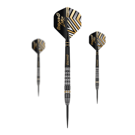 Das Bild zeigt drei Steeldarts mit dem Namen "Red Dragon Luke Humphries Prestige". Die Darts haben ein schwarzes und silbernes Design mit goldenen Akzenten und der Aufschrift "COOLHAND LUKE" auf den Flights.