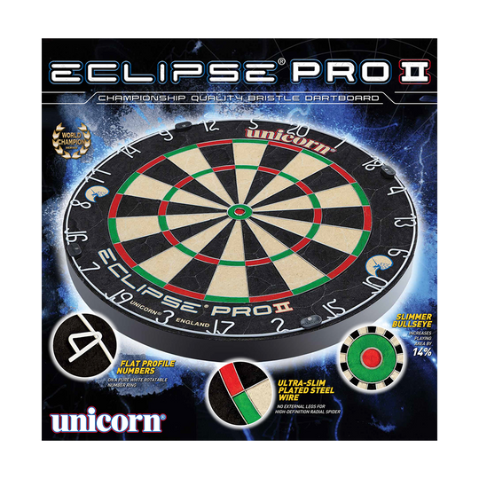 Unicorn Eclipse Pro 2 Dartboard Das Bild zeigt das Produkt "Unicorn Eclipse Pro 2 Dartboard". Es ist eine professionelle Dartscheibe mit flachen Zahlen und besonders schlankem Bullseye.