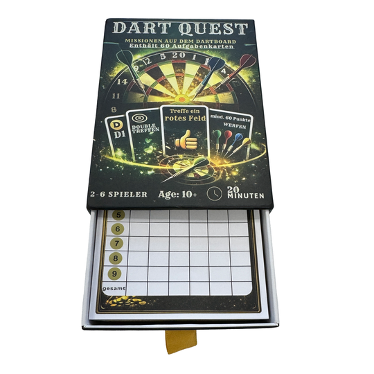 Juego de cartas Dart Quest Hier wird das Dart Quest Kartenspiel gezeigt. Es ist ein spannendes Kartenspiel für Dart-Fans.