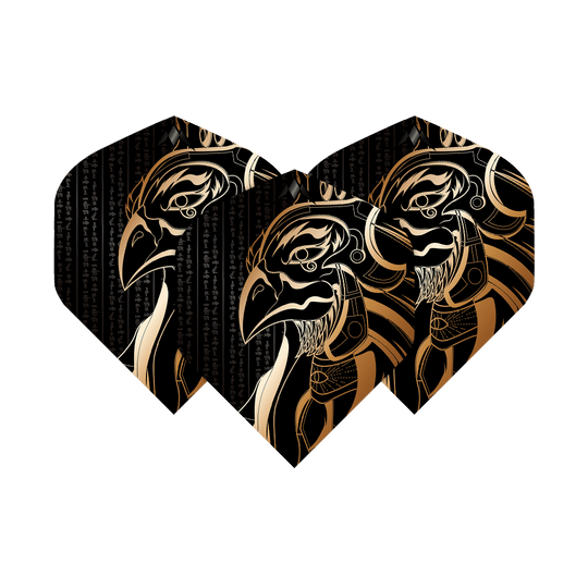 Das Bild zeigt drei Dartflights mit einem gold-schwarzen Horus-Motiv. Die Flights tragen den Namen "Mission Solo Horus No2 Standard Flights".