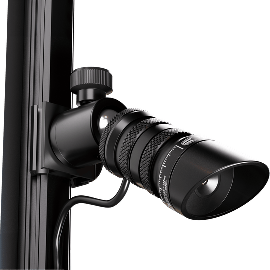 Láser de objetivo MOD Oche Auf dem Bild ist das Produkt 'Target MOD Laser Oche' zu sehen. Es handelt sich um ein modernes, schwarzes Lasermodul zur Markierung der Abwurflinie beim Dartspielen.