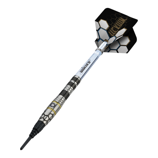 Dardos blandos Unicorn Hexium Style 01 negros y dorados - 22 g Unicorn Hexium Style 01 Black & Gold Softdarts - 22g ist ein hochwertiger Softdart mit stilvollem Design. Er bietet ausgezeichnete Griffigkeit und ist für anspruchsvolle Spieler geeignet.